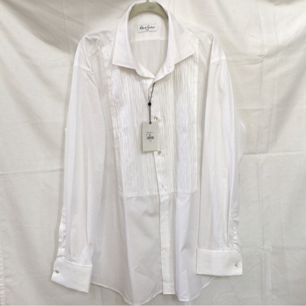 Beautiful white tuxedo Robert Graham shit.